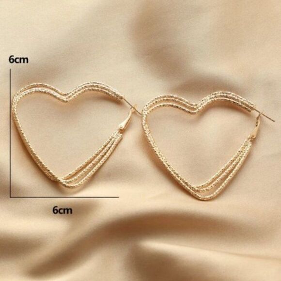 GOLD HEART LAYERED DANGLE EARRINGS - Picture 6 of 6